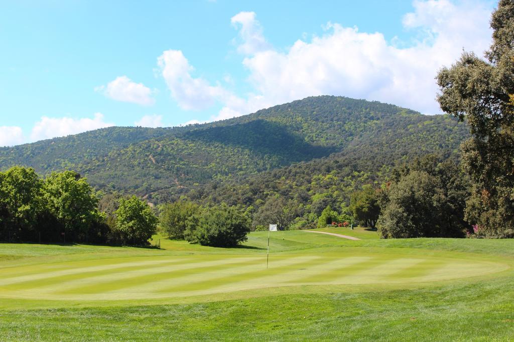 Le Daya Hotel et Spa Roquebrune-sur-Argens Buitenkant foto