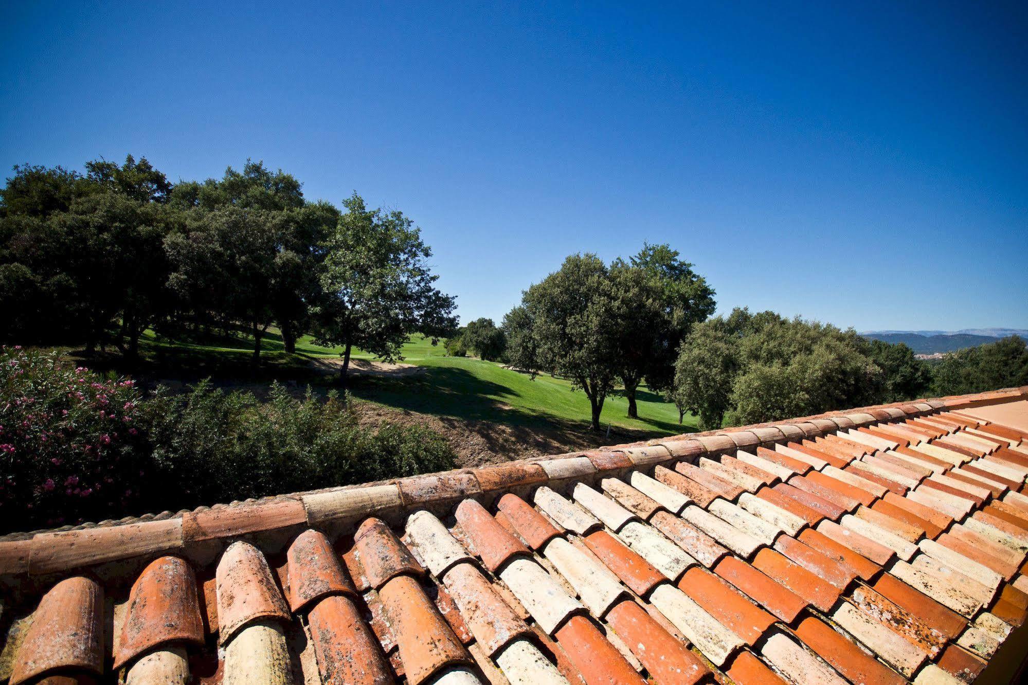 Le Daya Hotel et Spa Roquebrune-sur-Argens Buitenkant foto